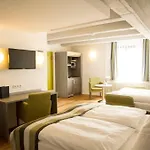 Am Schloss Hotel Heidelberg