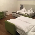 Am Schloss Hotel Heidelberg