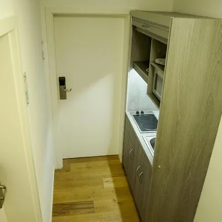 Am Schloss 3* Heidelberg