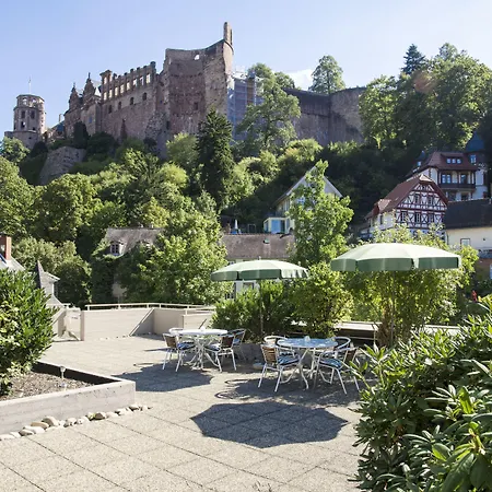 Hotel Am Schloss 3*