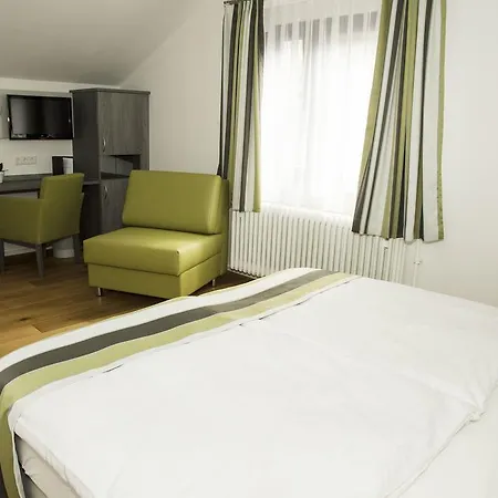 Am Schloss Hotel Heidelberg