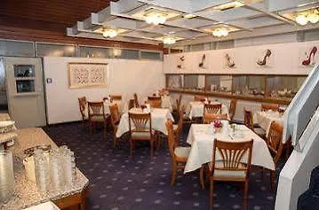 Am Schloss Hotel Heidelberg