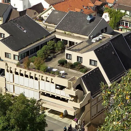 Am Schloss 3*