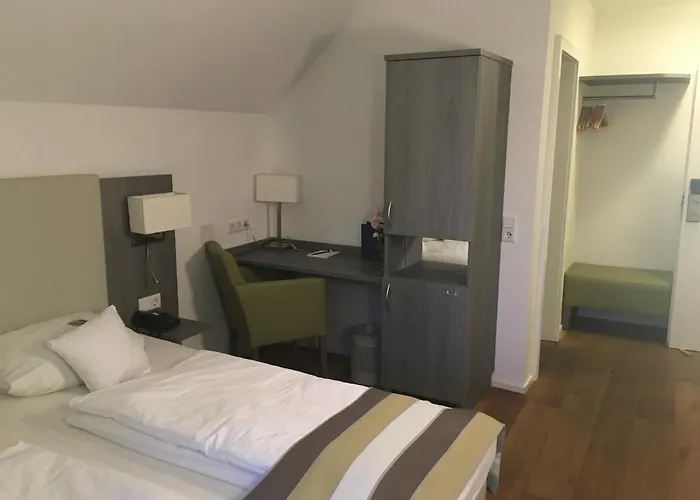 Am Schloss Hotel Heidelberg