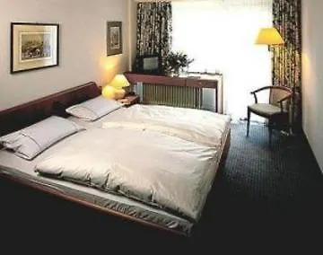 Hotel Am Schloss 3*